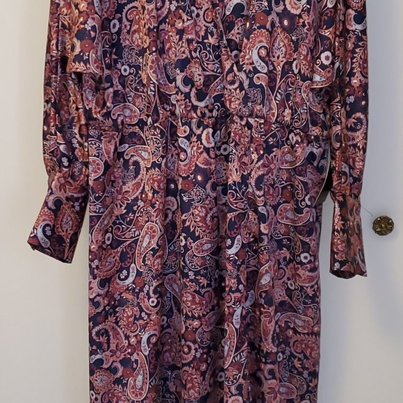 Wrap dress - Picture 1 of 4